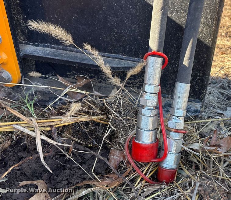 image for item OE9281 GIYI 680 skid steer breaker