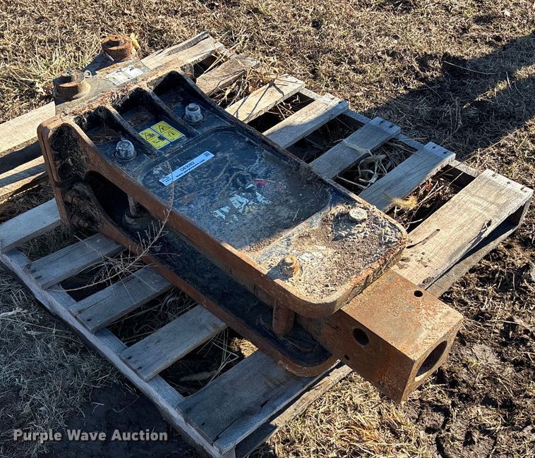 image for item OE9282 Caterpillar B6 breaker