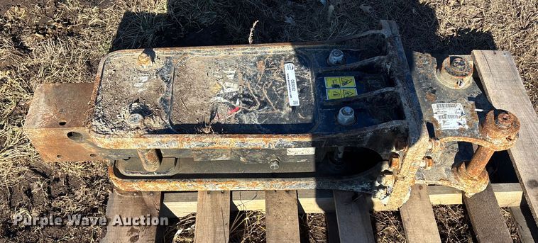 image for item OE9282 Caterpillar B6 breaker