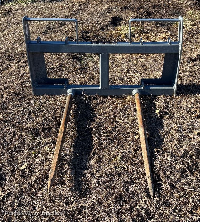 image for item OE9283 AGGO U249 skid steer bale spear