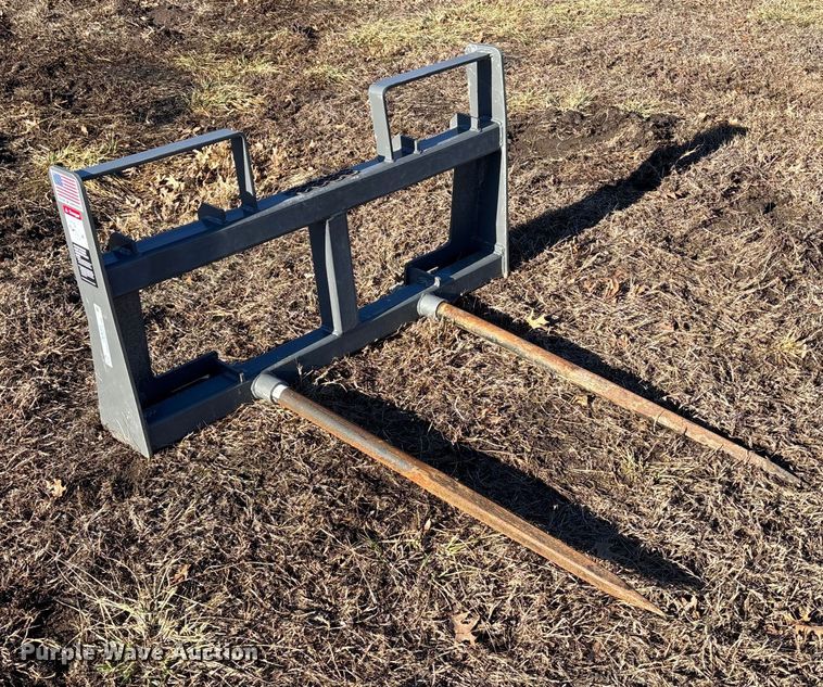 image for item OE9283 AGGO U249 skid steer bale spear