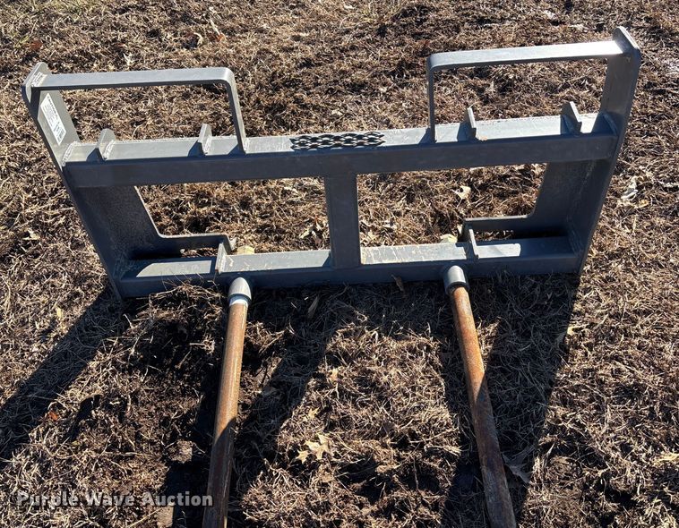 image for item OE9283 AGGO U249 skid steer bale spear