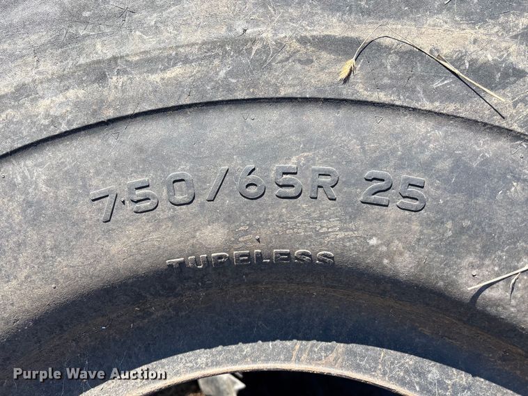 image for item OE9287 (3) 750/65R25