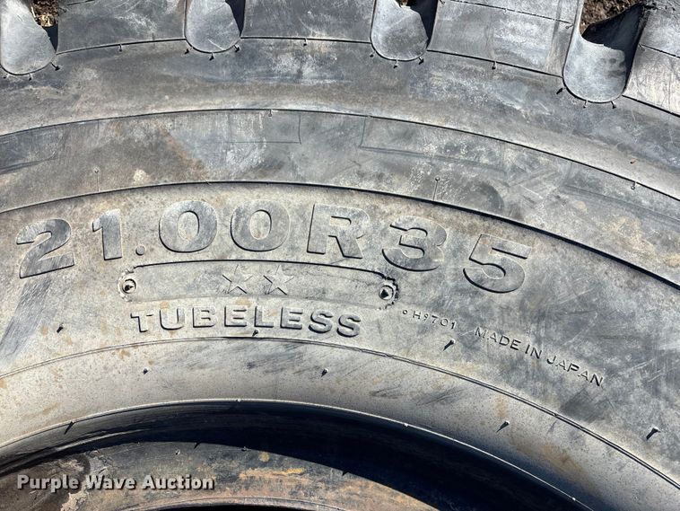 image for item OE9288 (3) 21R35 tires