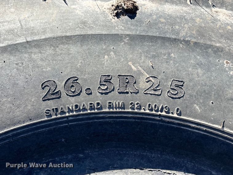 image for item OE9290 (10) 26.5R25 tires