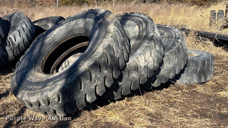 image for item OE9292 (16) 18-33 tires