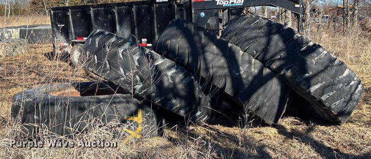 image for item OE9294 (4) 21.00R35 tires