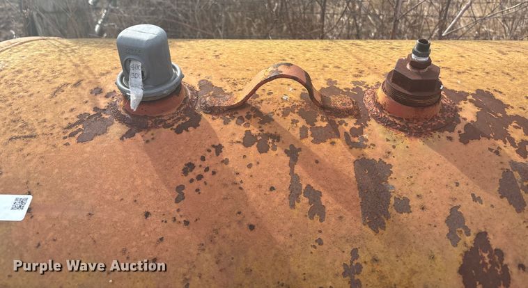 image for item OE9303 Fuel tank