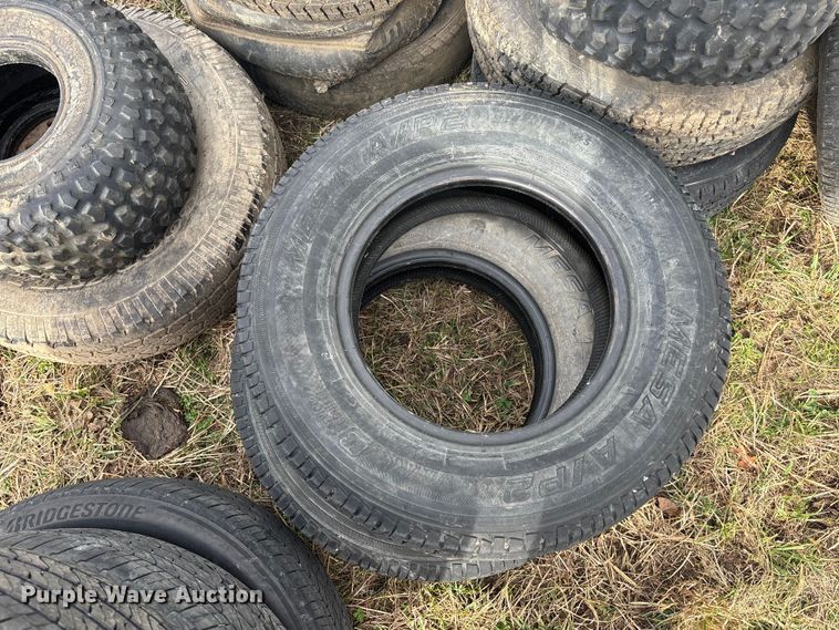 image for item OE9308 Tires and wheels