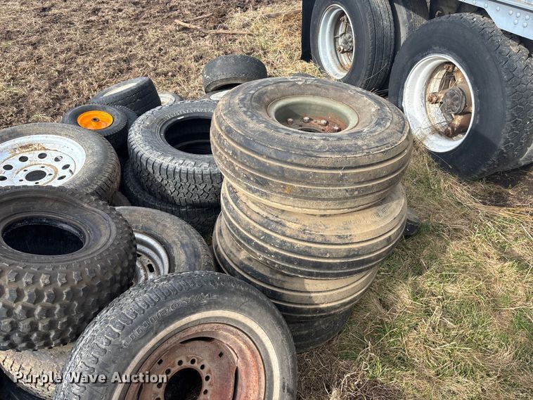 image for item OE9308 Tires and wheels