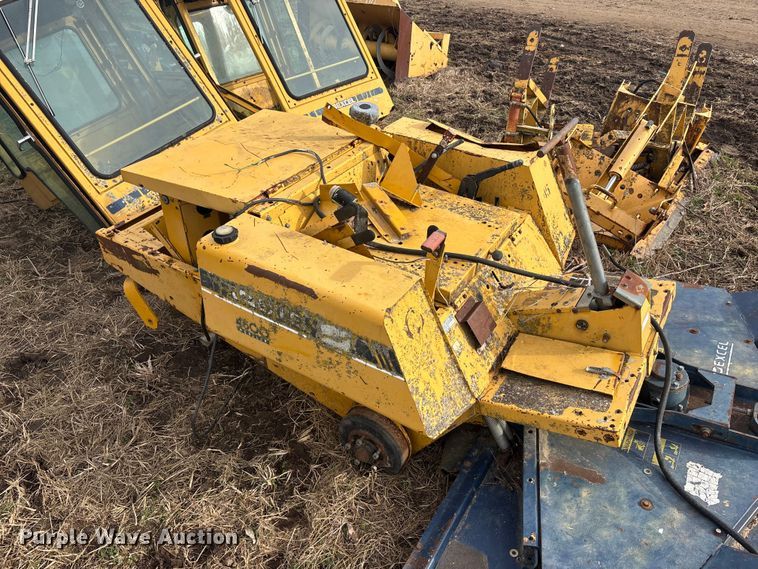 image for item OE9311 Excel 0020 lawn mower