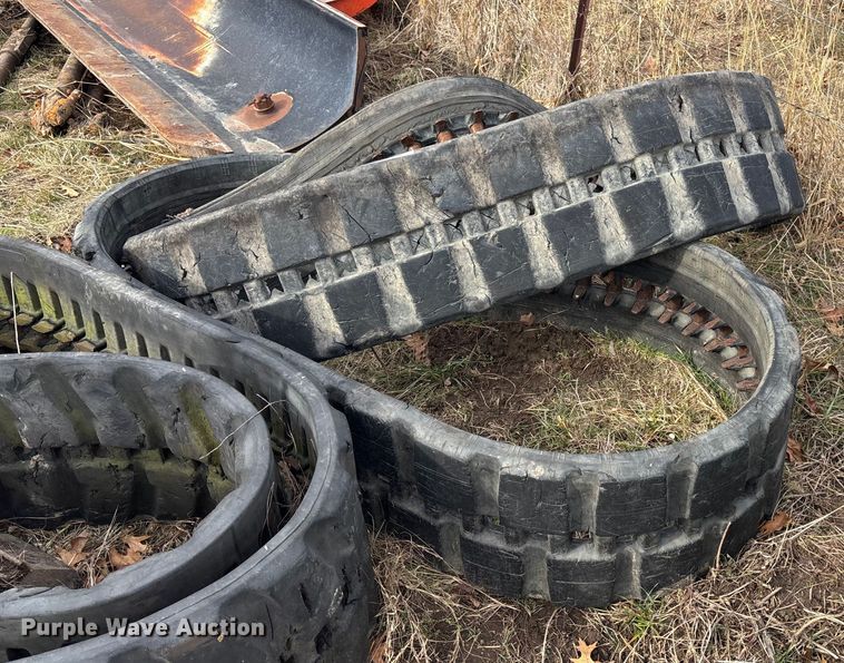 image for item OE9316 Skid steer tracks
