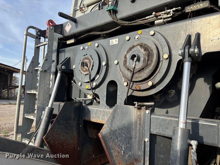 image for item YA1279 2019 Komtech Crambo 6000 ec shredder