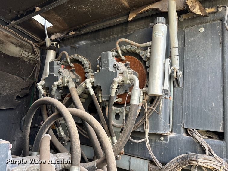 image for item YA1279 2019 Komtech Crambo 6000 ec shredder