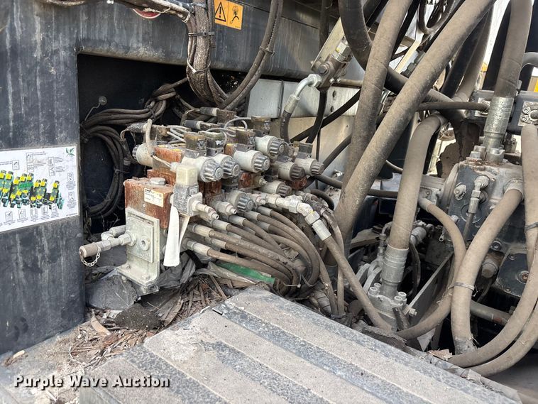 image for item YA1279 2019 Komtech Crambo 6000 ec shredder