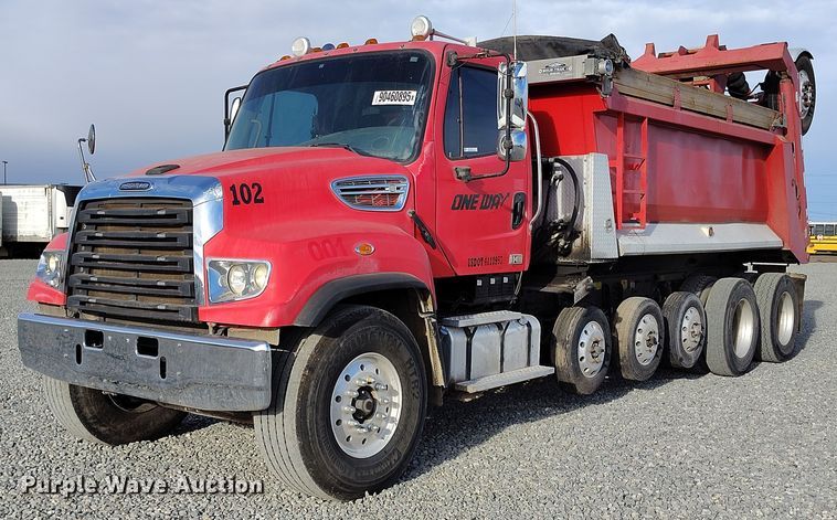 image for item YA1430 2012 Freightliner 114SD dump truck