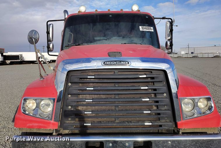 image for item YA1430 2012 Freightliner 114SD dump truck