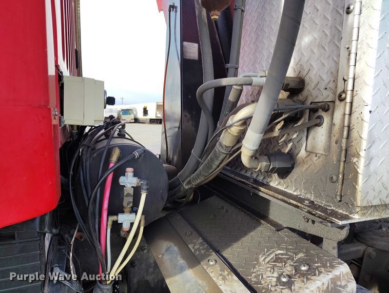 image for item YA1430 2012 Freightliner 114SD dump truck