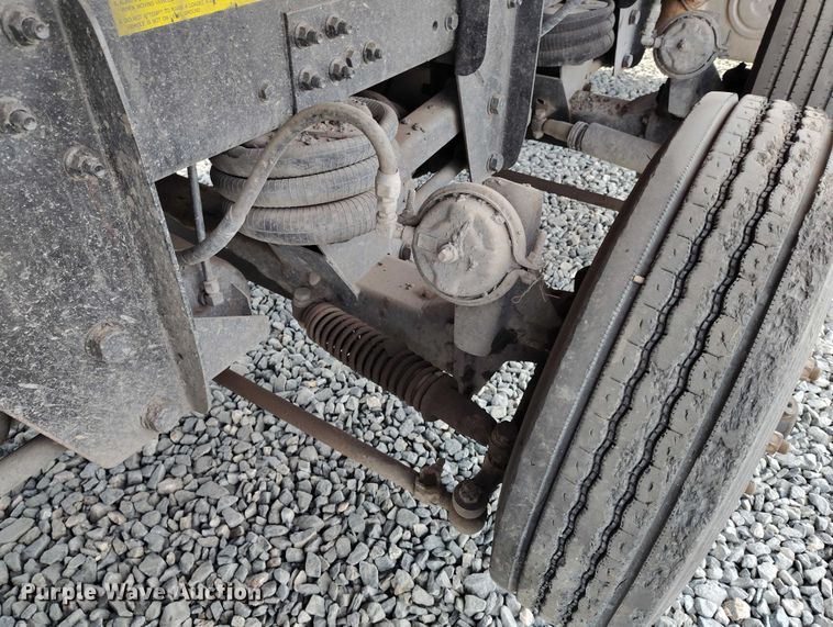 image for item YA1430 2012 Freightliner 114SD dump truck