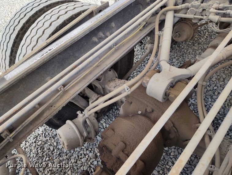 image for item YA1430 2012 Freightliner 114SD dump truck