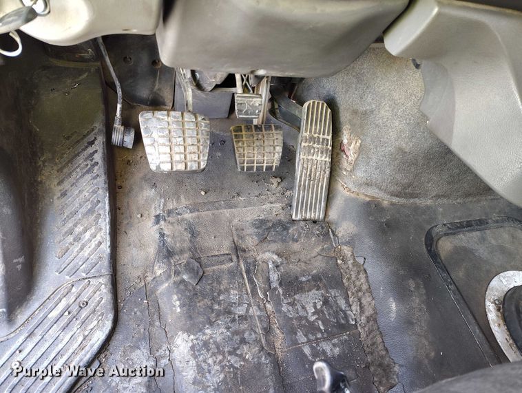 image for item YA1430 2012 Freightliner 114SD dump truck