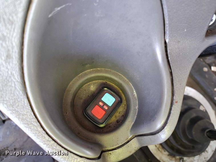 image for item YA1430 2012 Freightliner 114SD dump truck