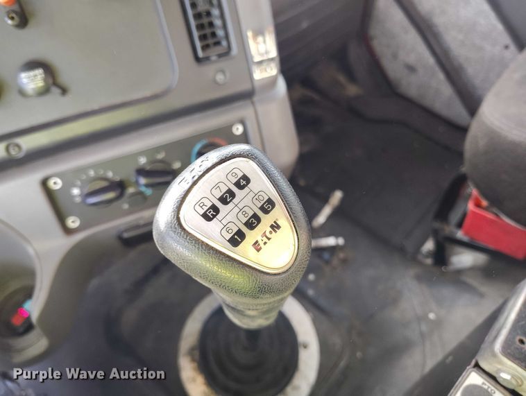 image for item YA1430 2012 Freightliner 114SD dump truck