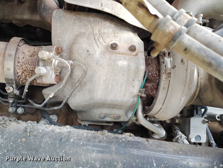 image for item YA1430 2012 Freightliner 114SD dump truck