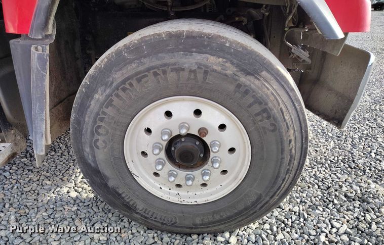 image for item YA1430 2012 Freightliner 114SD dump truck