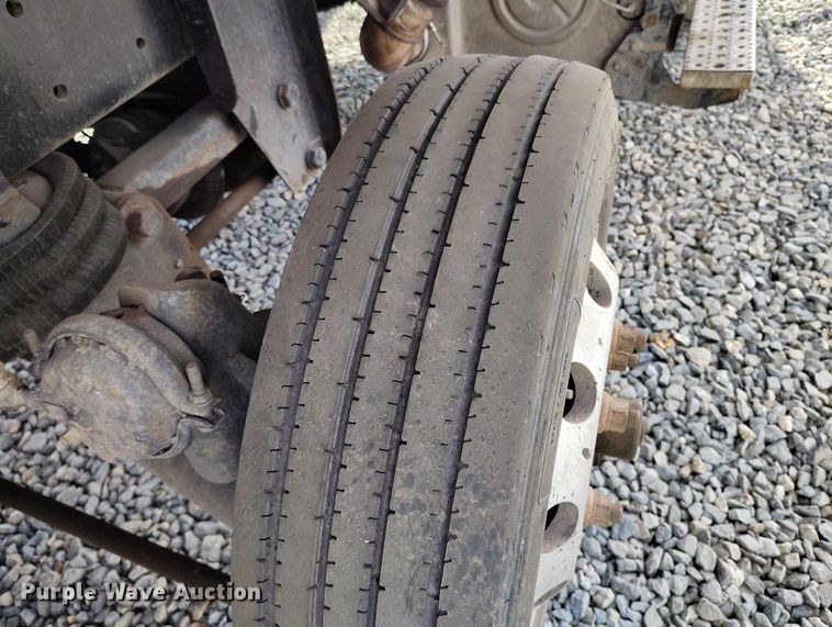 image for item YA1430 2012 Freightliner 114SD dump truck