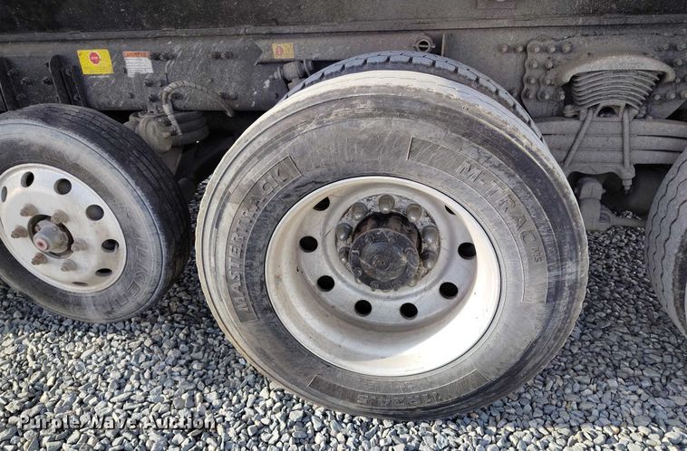 image for item YA1430 2012 Freightliner 114SD dump truck