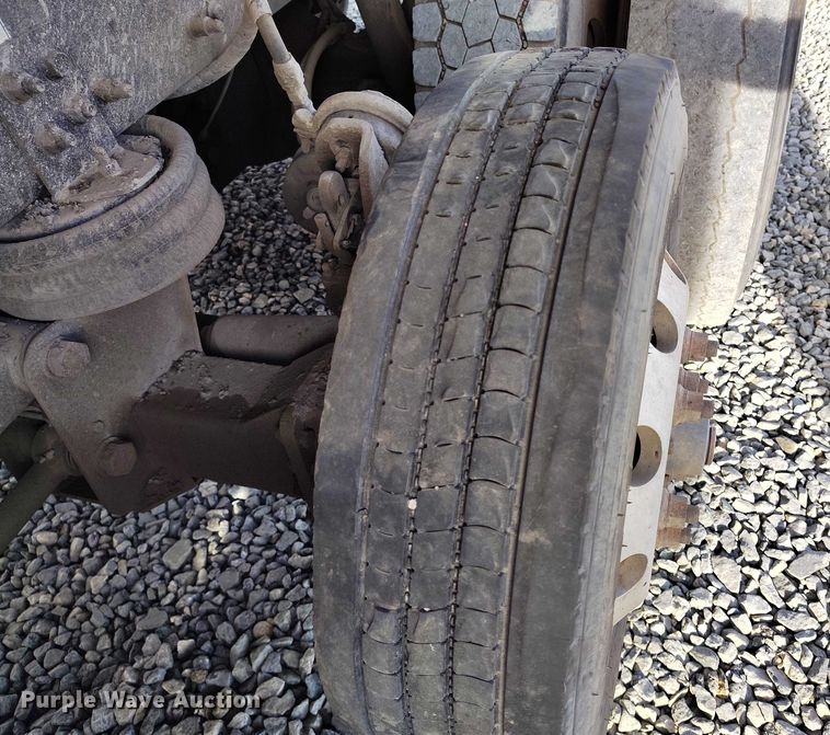 image for item YA1430 2012 Freightliner 114SD dump truck