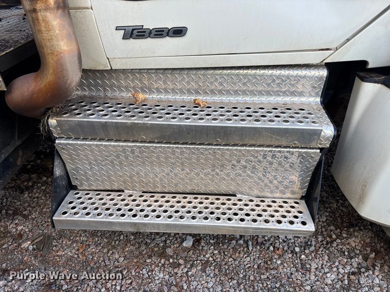 image for item YA1458 2025 Kenworth T880 dump truck