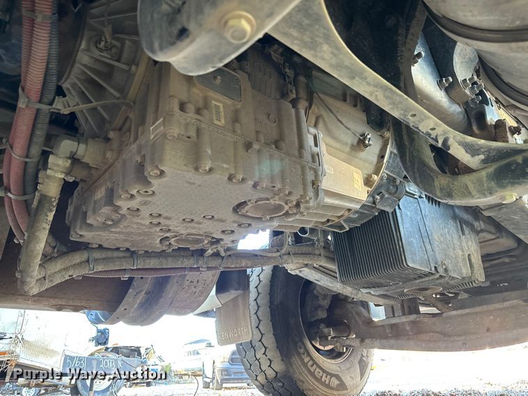 image for item YA1458 2025 Kenworth T880 dump truck