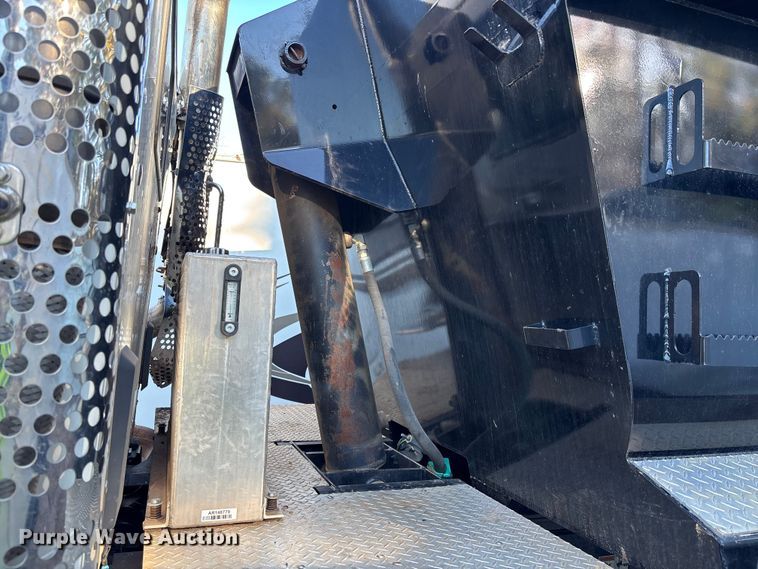 image for item YA1458 2025 Kenworth T880 dump truck