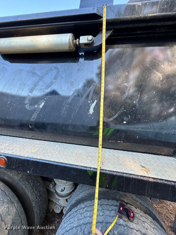 image for item YA1458 2025 Kenworth T880 dump truck