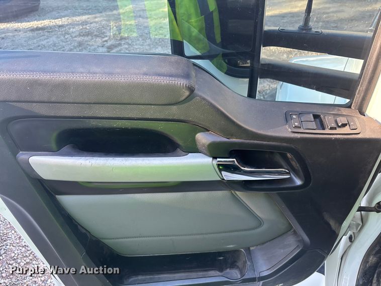 image for item YA1458 2025 Kenworth T880 dump truck