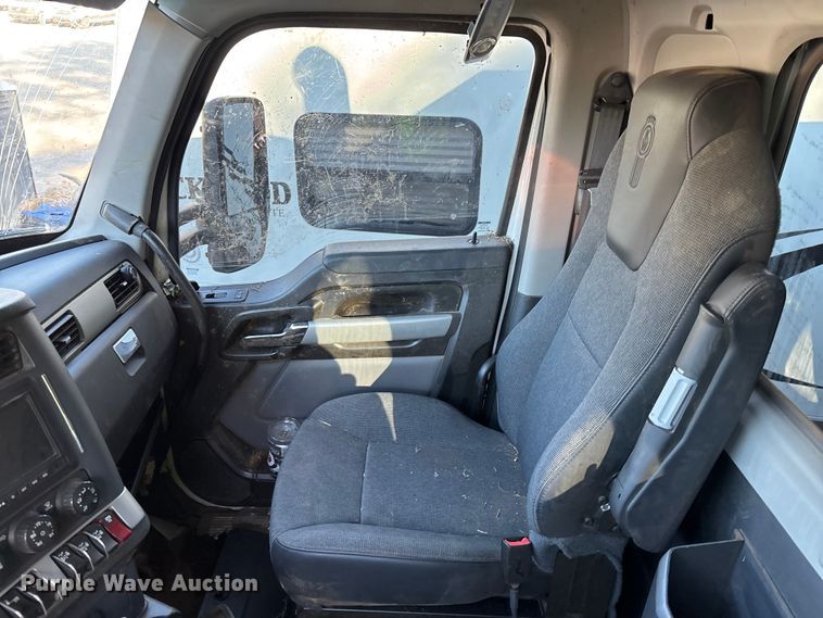 image for item YA1458 2025 Kenworth T880 dump truck