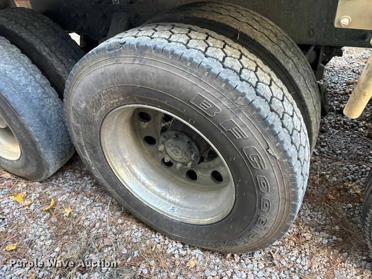 image for item YA1458 2025 Kenworth T880 dump truck