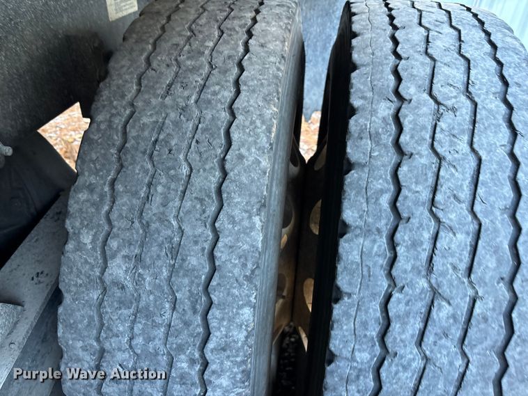 image for item YA1458 2025 Kenworth T880 dump truck