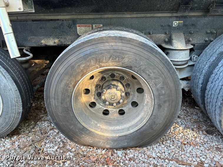 image for item YA1458 2025 Kenworth T880 dump truck