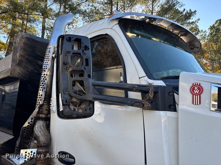 image for item YA1458 2025 Kenworth T880 dump truck