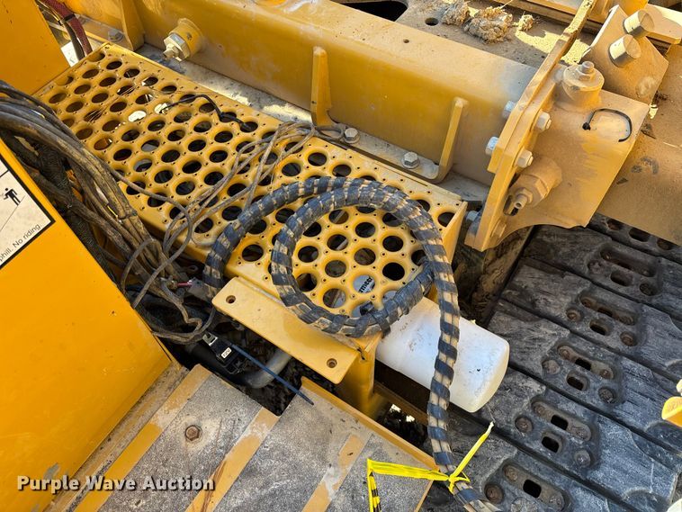 image for item YA1493 2023 Vermeer PD10R pile driver