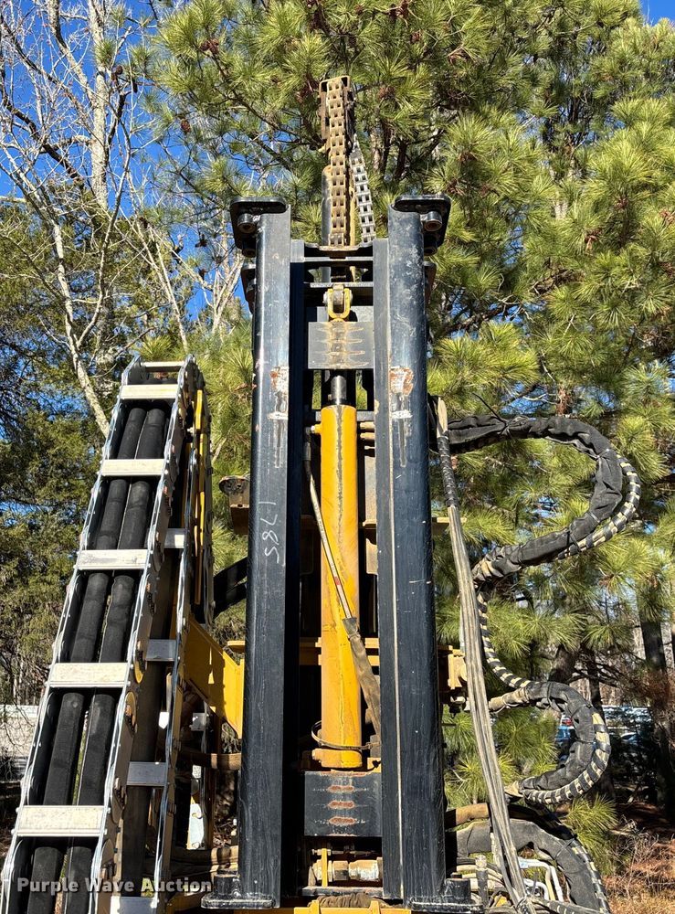 image for item YA1493 2023 Vermeer PD10R pile driver