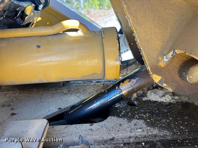 image for item YA1493 2023 Vermeer PD10R pile driver