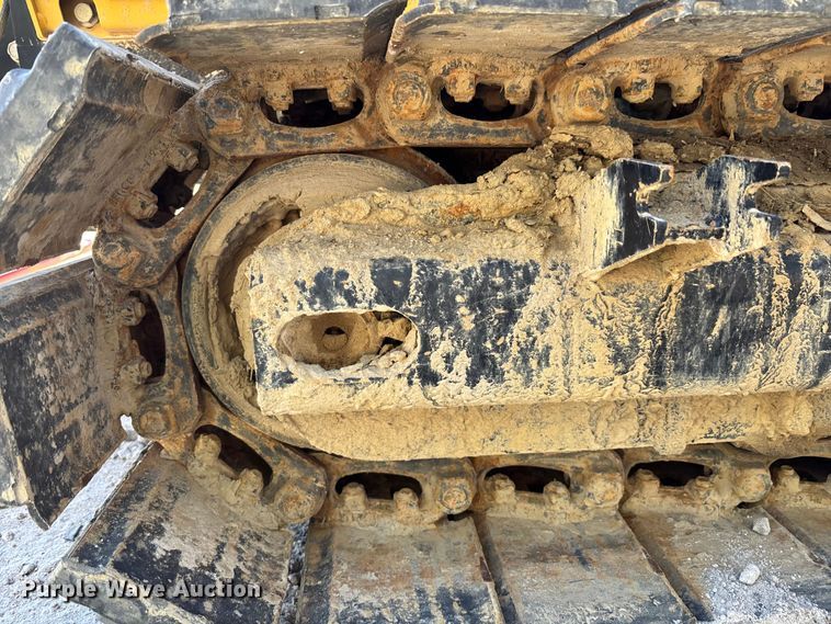 image for item YA1493 2023 Vermeer PD10R pile driver