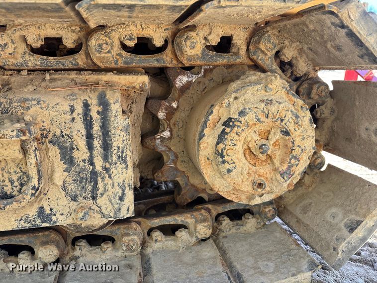 image for item YA1493 2023 Vermeer PD10R pile driver