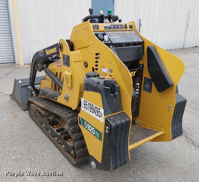 image for item YA1546 2024 Vermeer S925TX compact utility loader