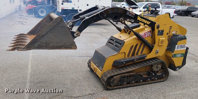 image for item YA1546 2024 Vermeer S925TX compact utility loader