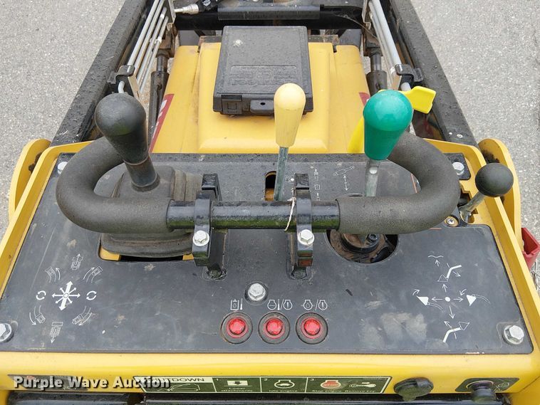 image for item YA1546 2024 Vermeer S925TX compact utility loader